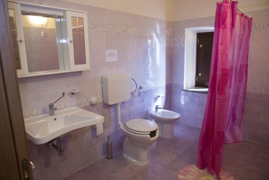 פקינו Casa Vacanze Calafarina חדר תמונה