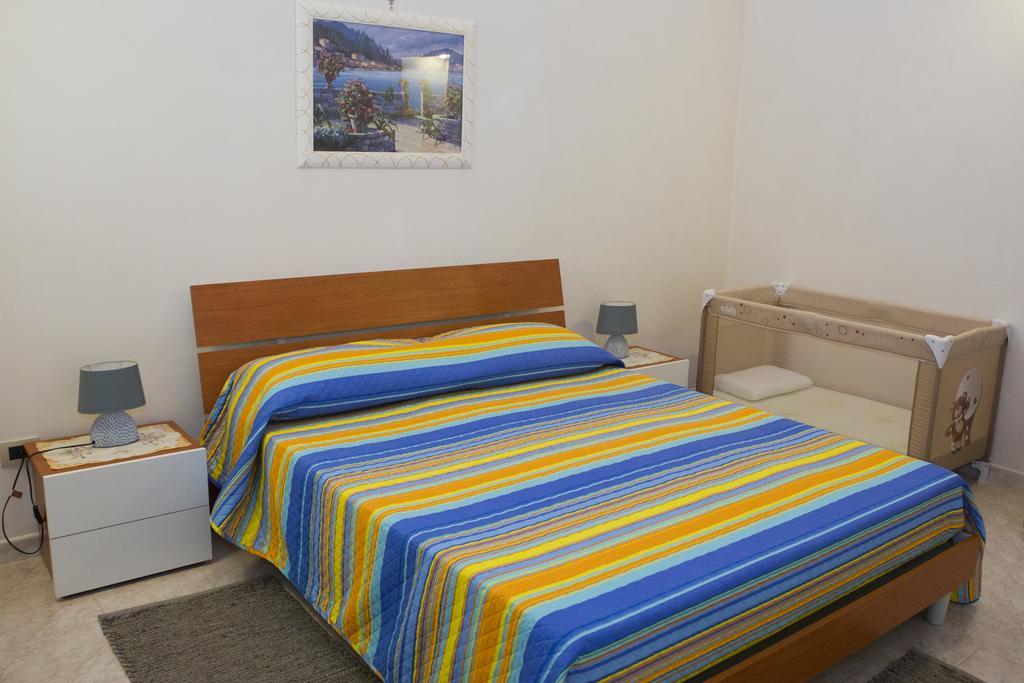 פקינו Casa Vacanze Calafarina חדר תמונה